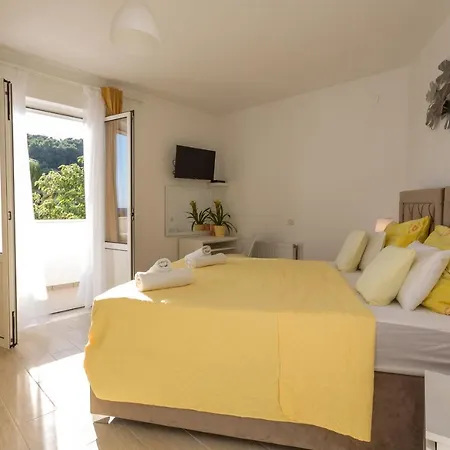 Rooms By The Sea Hvar - 8785 Guest house 3*